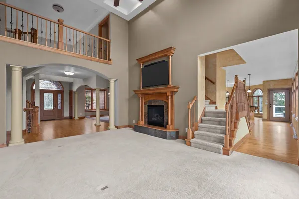 $1,389,000 | 6709 North Gullwing Court, Appleton, WI 54913