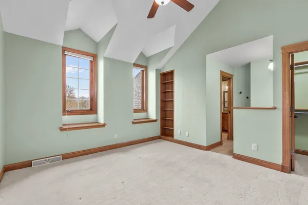 $1,389,000 | 6709 North Gullwing Court, Appleton, WI 54913