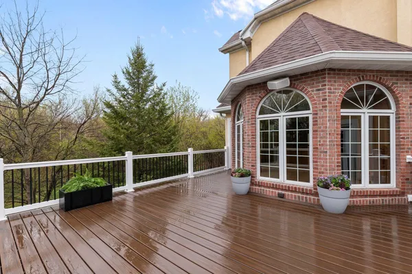 $1,389,000 | 6709 North Gullwing Court, Appleton, WI 54913