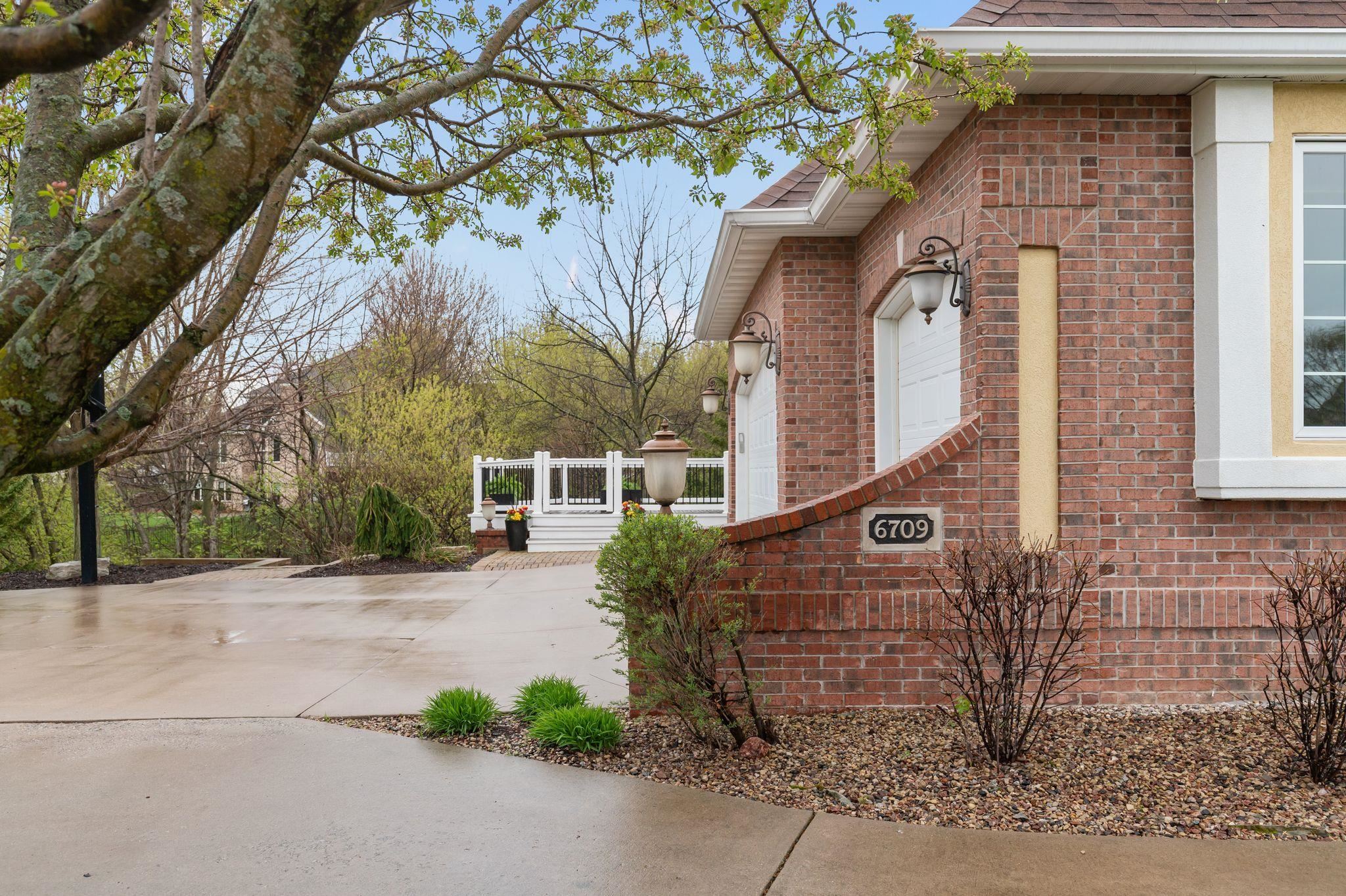 6709 North Gullwing Court Appleton, WI 54913 - Photo 9 of 90