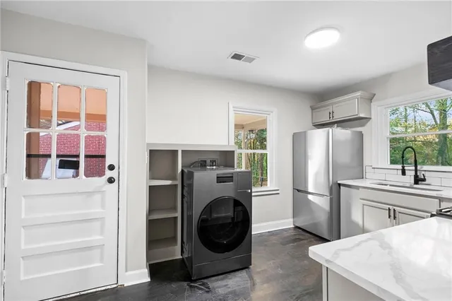 $299,000 | 2533 Plantation Drive, East Point, GA 30344