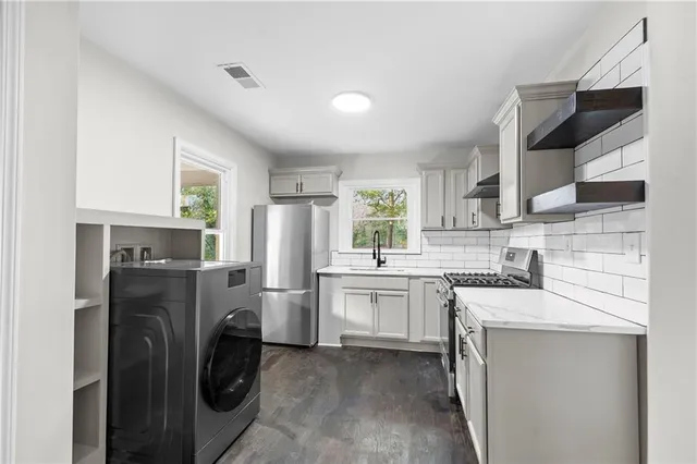 $299,000 | 2533 Plantation Drive, East Point, GA 30344