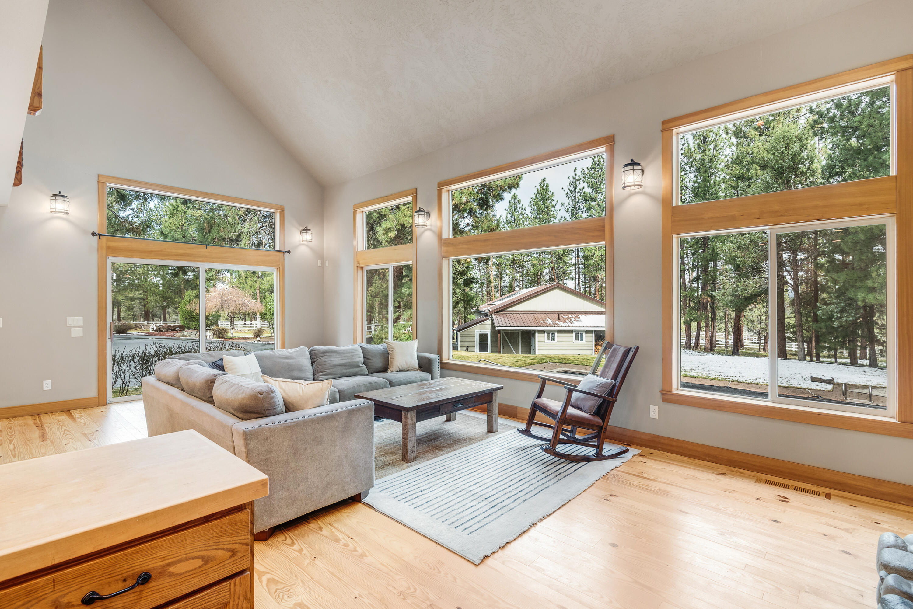 69550 Deer Ridge Road Sisters, OR 97759 - Photo 59 of 69 53