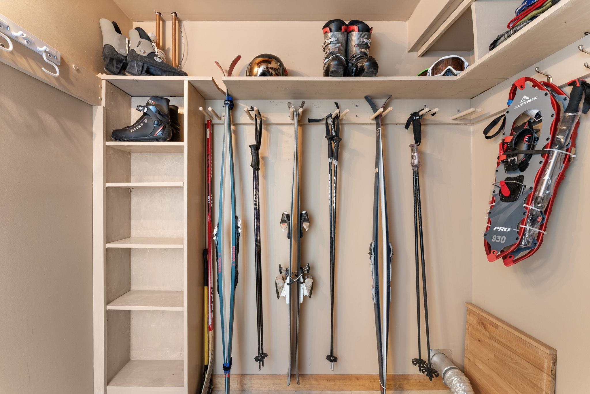 233 Fox Hill Road, Unit 45 Stowe, VT 05672 - Photo 6 of 40 Gallery Image 6