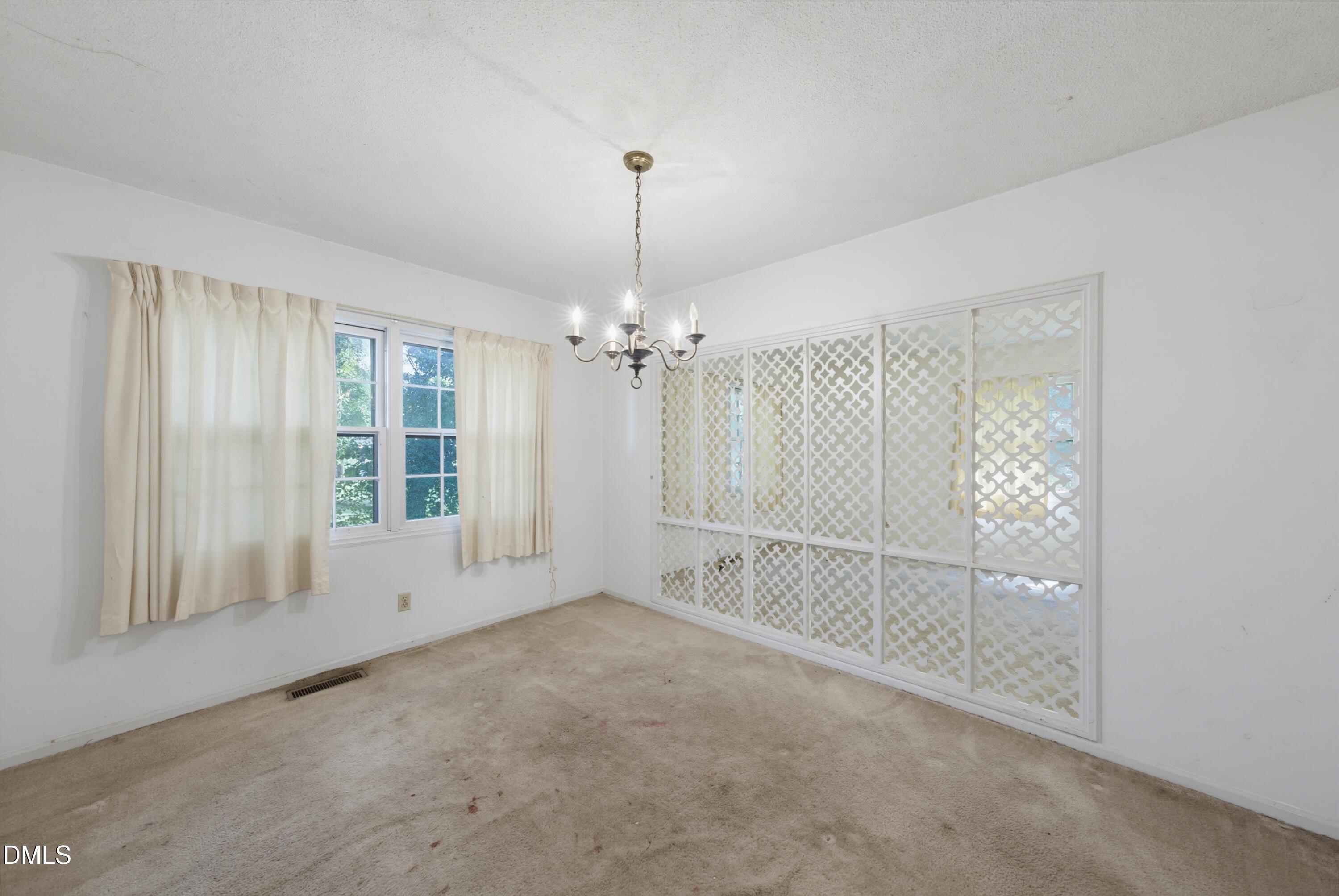 5209 Cabin Place Raleigh, NC 27609 - Photo 11 of 31 DSC03398