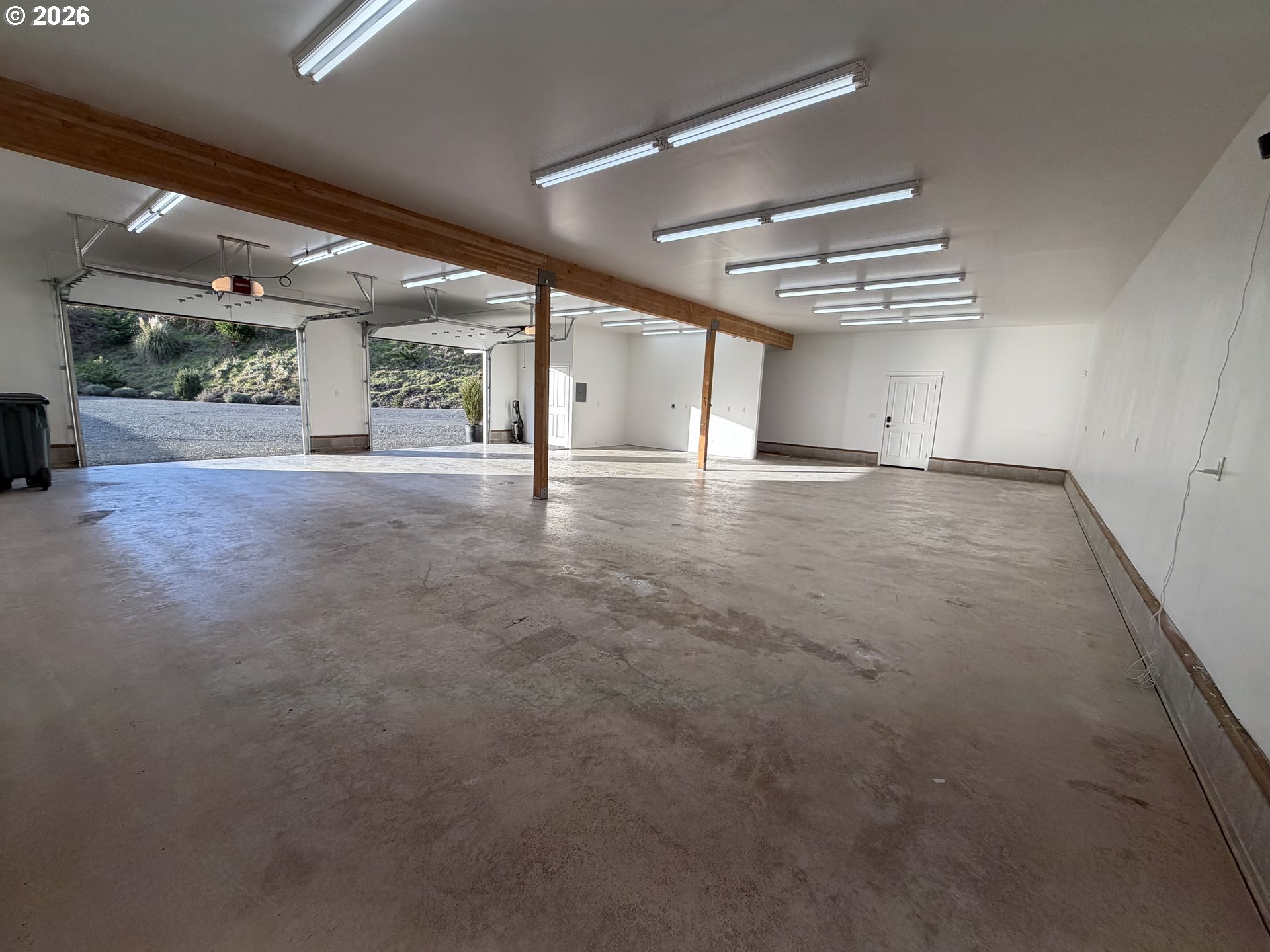 788 Patrick Street Coos Bay, OR 97420 - Photo 21 of 28 an empty room with windows