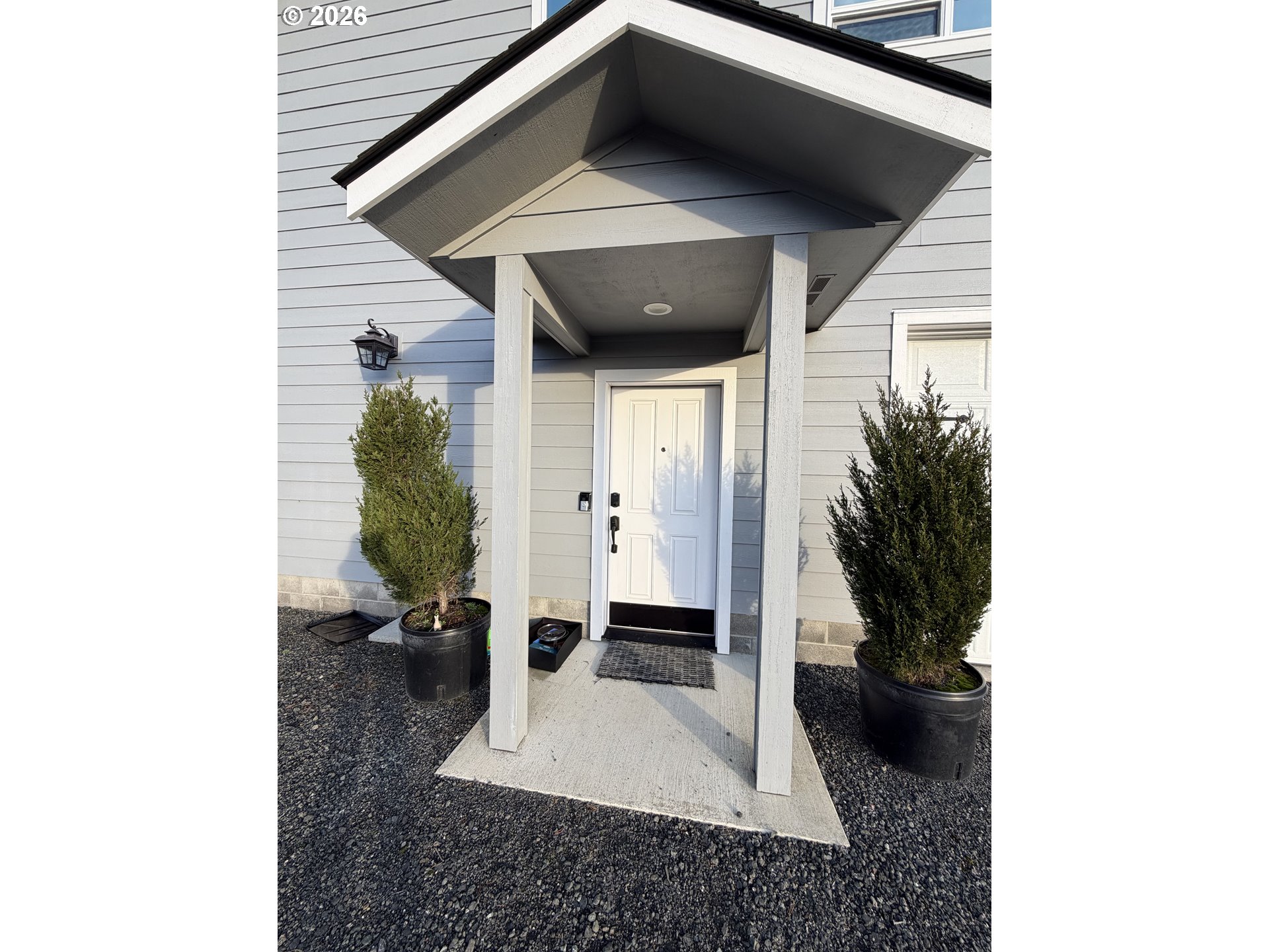 788 Patrick Street Coos Bay, OR 97420 - Photo 3 of 28