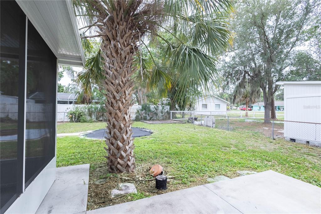314 4th Avenue Southwest Ruskin, FL 33570 - Photo 20 of 30 a front view of a house with garden