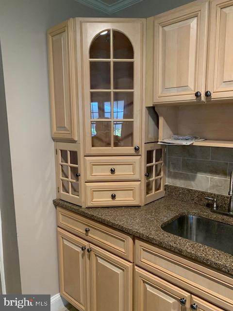 5649 Whitby Road Baltimore, MD 21206 - Photo 6 of 22