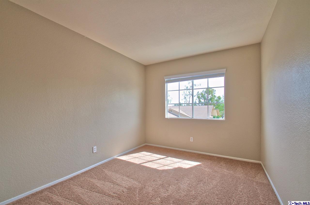 941 Falcon View Street Upland, CA 91784 - Photo 29 of 37 Additional Photo