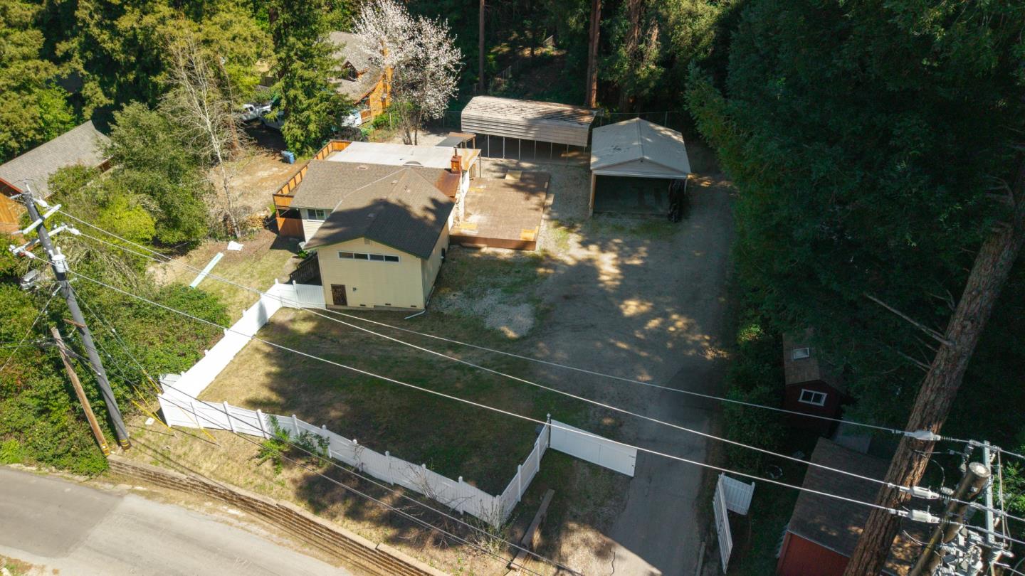 15666 Kings Creek Road Boulder Creek, CA 95006 - Photo 39 of 40 a view of barbeque grill and outdoor seating