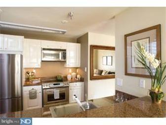 1500 Chestnut Street, Unit 18F Philadelphia, PA 19102 - Photo 4 of 6