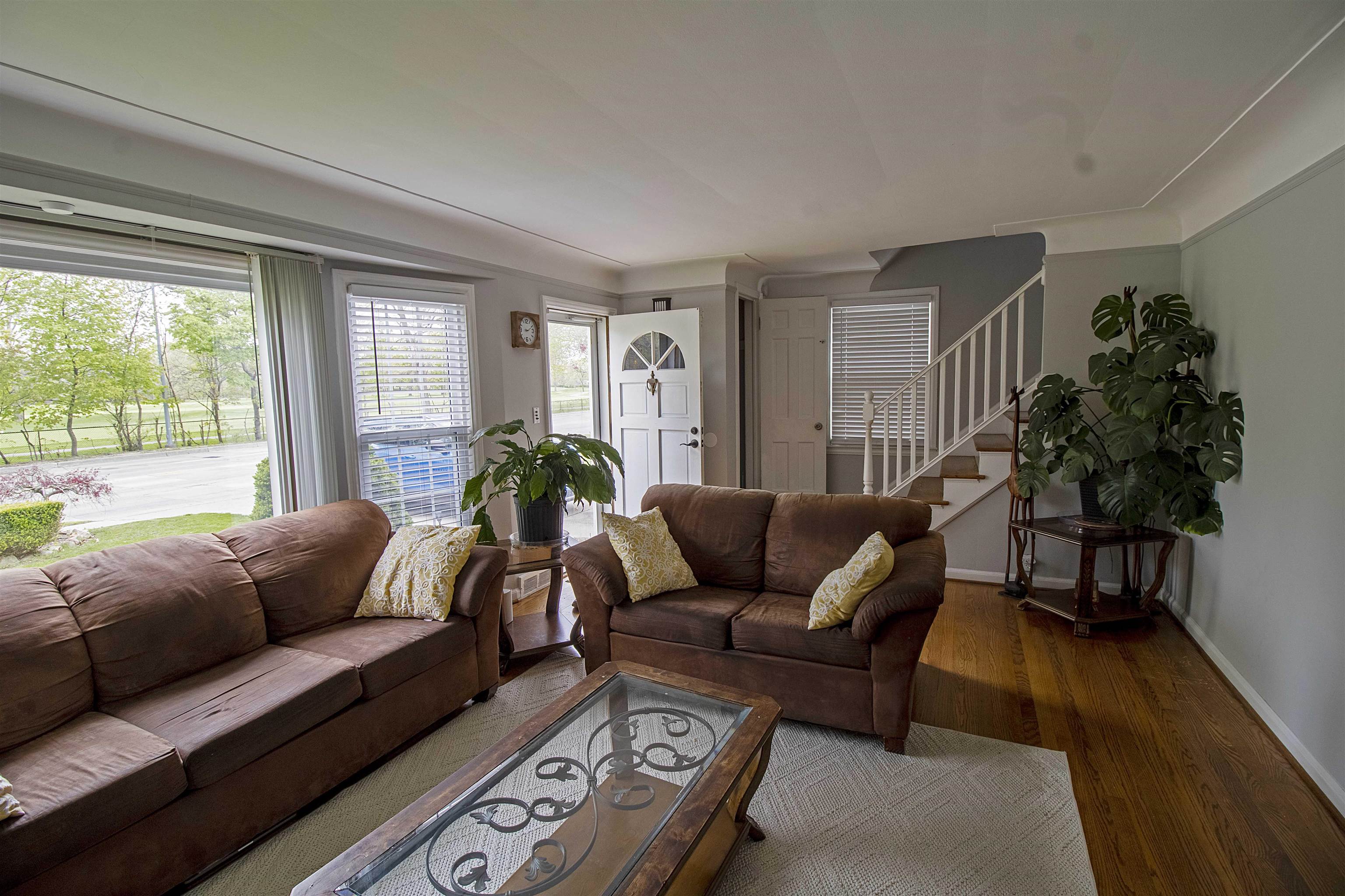 1440 Vernier Road Grosse Pointe Woods, MI 48236 - Photo 12 of 39