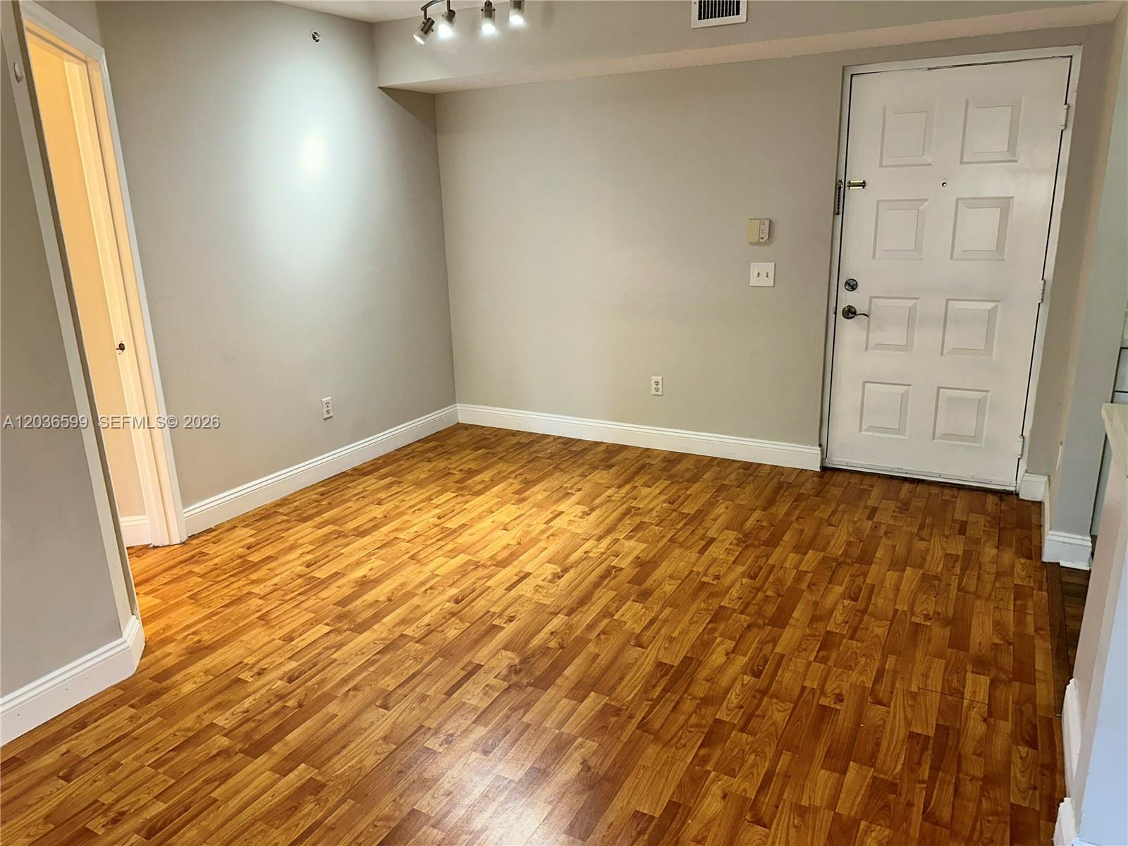 460 South Park Road, Unit 6203 Hollywood, FL 33021 - Photo 8 of 32