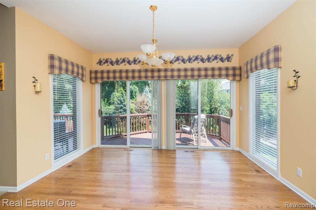 1784 Blue Grass Drive Rochester Hills, MI 48306 - Photo 21 of 72