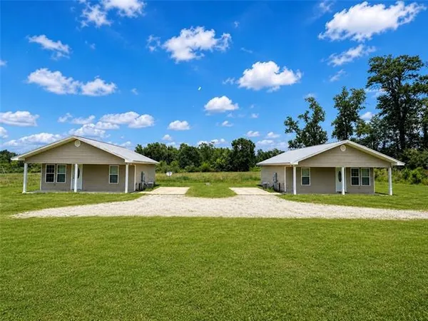$240,000 | 1098-1102 Benjamin Drive, Marksville, LA 71351