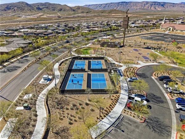 $4,200 | 402 Purple Sandpiper Street, Las Vegas, NV 89138