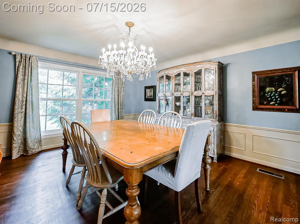 6730 Meadowlake Road Bloomfield Hills, MI 48301 - Photo 13 of 72