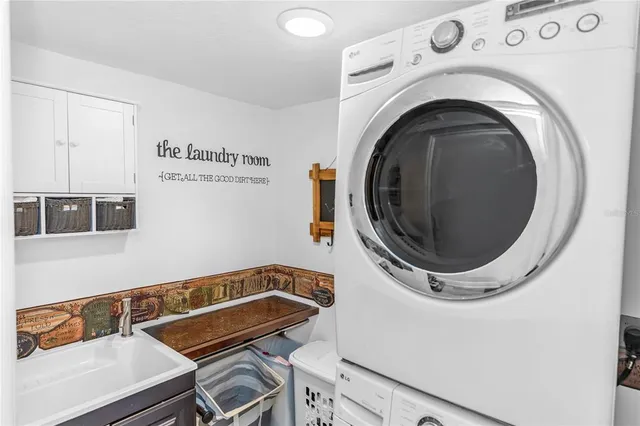 $749,999 | 169 Hawkcrest Court, DeBary, FL 32713