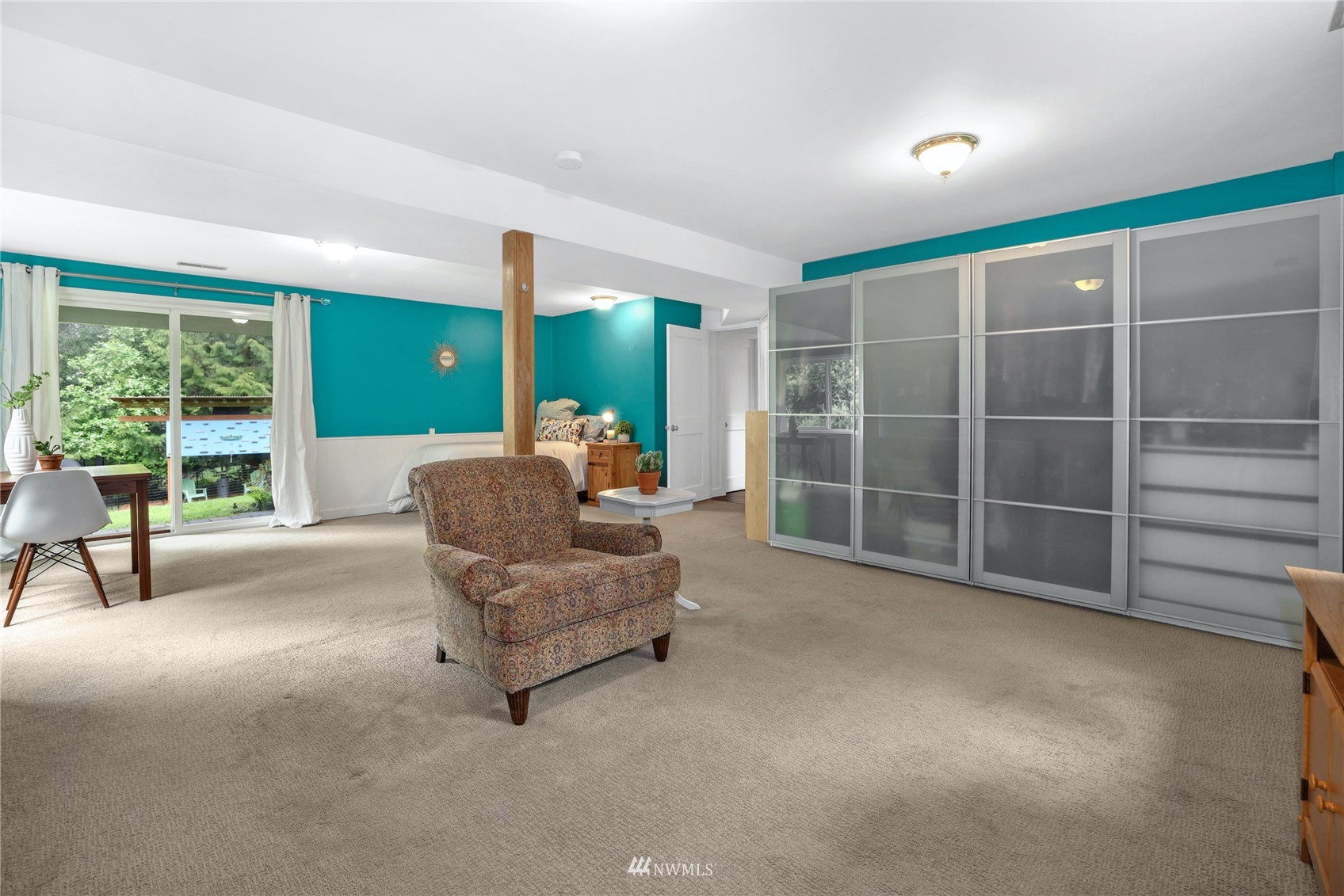 5474 Northeast Foster Road Bainbridge Island, WA 98110 - Photo 18 of 37 Gallery Image 18