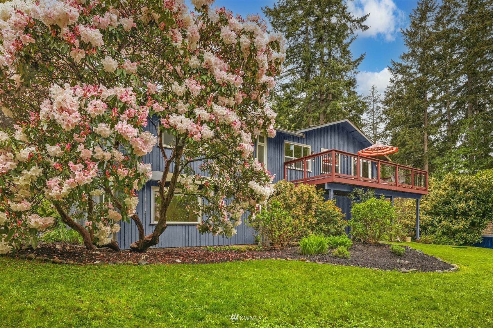 5474 Northeast Foster Road Bainbridge Island, WA 98110 - Photo 23 of 37 Gallery Image 23