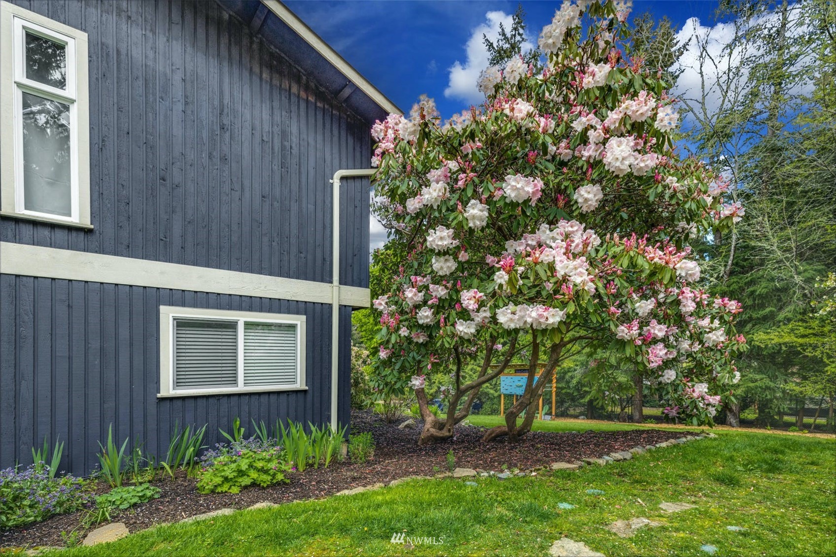 5474 Northeast Foster Road Bainbridge Island, WA 98110 - Photo 25 of 37 Gallery Image 25