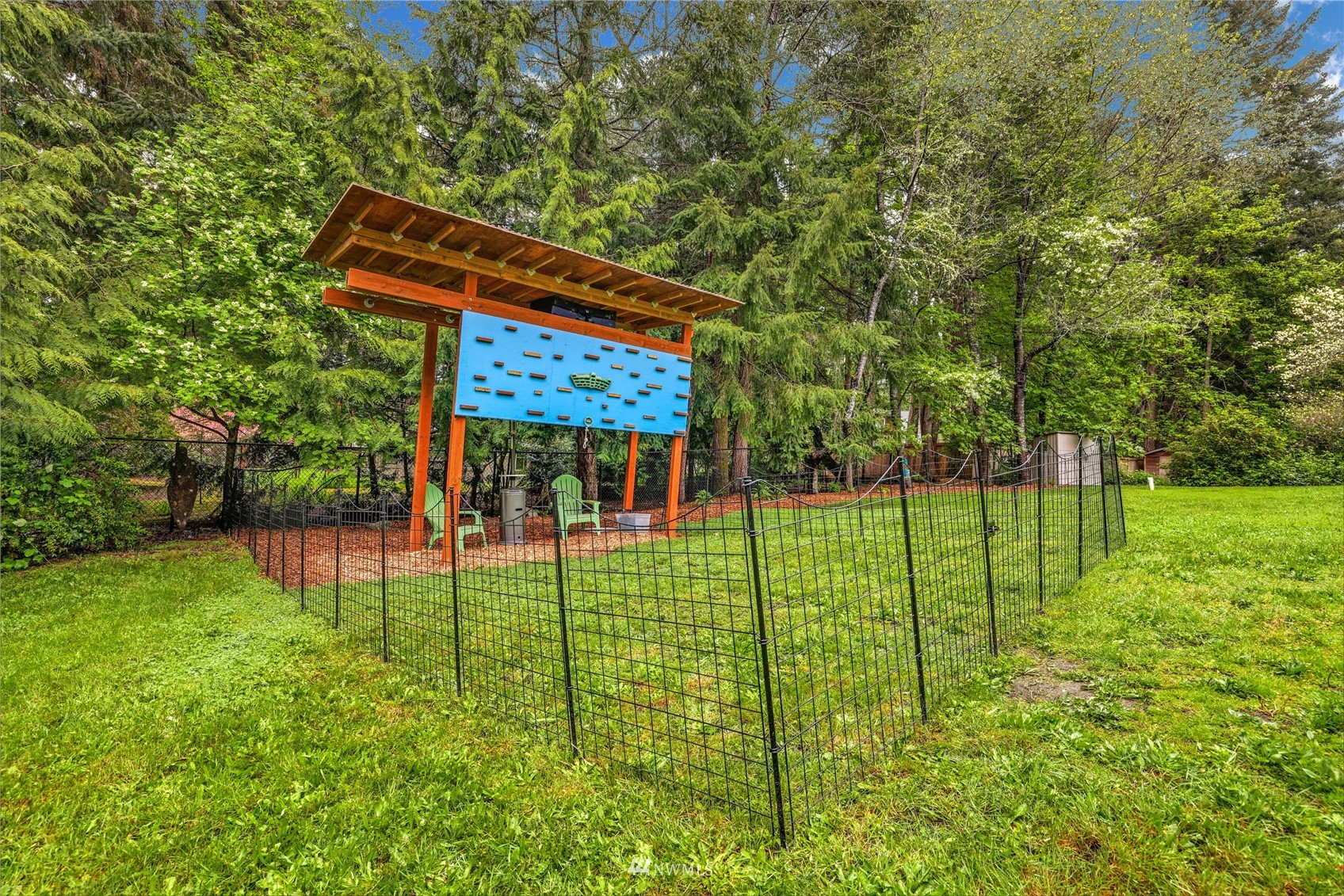 5474 Northeast Foster Road Bainbridge Island, WA 98110 - Photo 30 of 37 Gallery Image 30