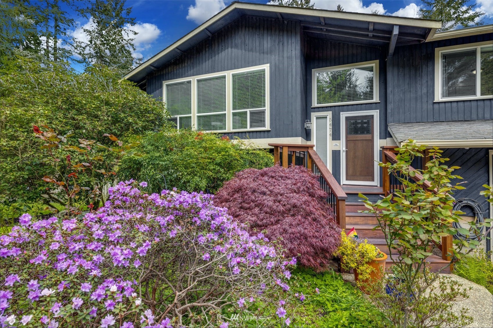 5474 Northeast Foster Road Bainbridge Island, WA 98110 - Photo 3 of 37 Gallery Image 3
