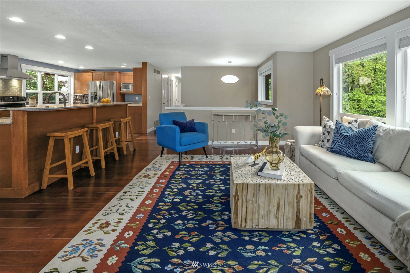 5474 Northeast Foster Road Bainbridge Island, WA 98110 - Photo 4 of 37 Gallery Image 4