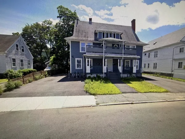 $2,000 | 83 Cambridge Street, Unit 1, Lawrence, MA 01843