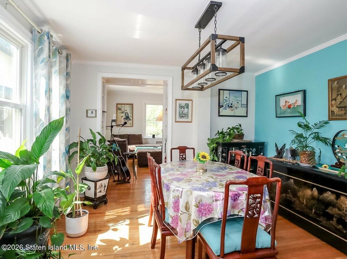 125 Sea Gate Road Staten Island, NY 10305 - Photo 6 of 27 IMG_1524