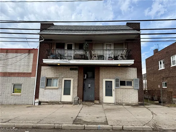 $855 | 4652 Warner Road, Unit 3, Cleveland, OH 44125