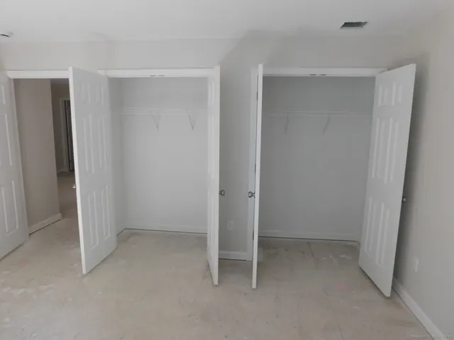 $489,000 | 1985 West Street, Unit 11, Southington, CT 06489