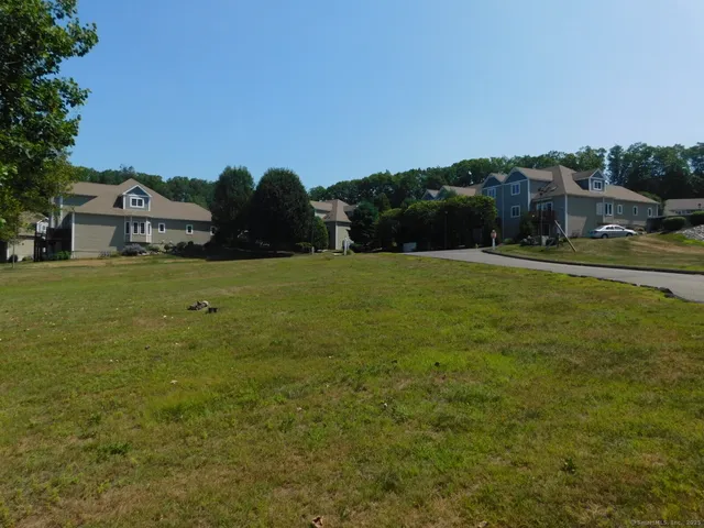 $489,000 | 1985 West Street, Unit 11, Southington, CT 06489