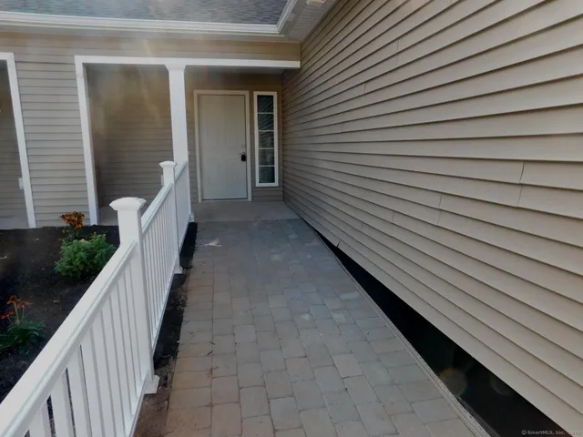 $489,000 | 1985 West Street, Unit 11, Southington, CT 06489