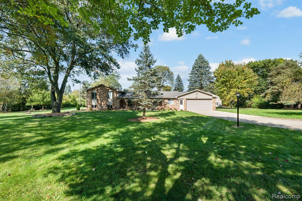 1255 East Buell Road Rochester, MI 48306 - Photo 3 of 37