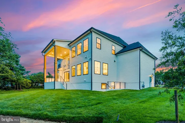 $2,995,000 | 11410 Waples Mill Road, Oakton, VA 22124