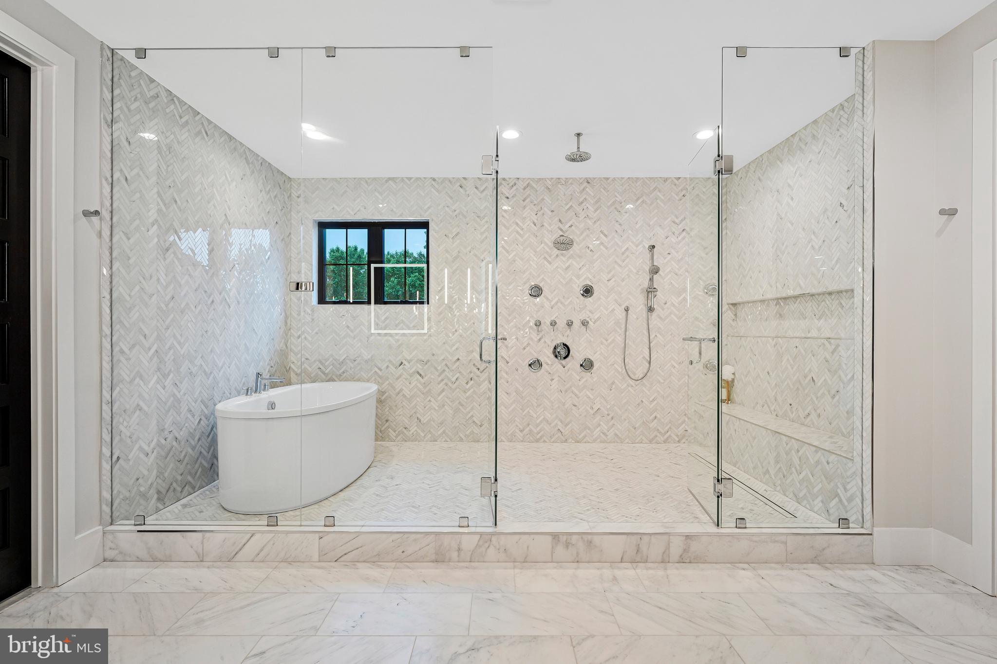 11410 Waples Mill Road Oakton, VA 22124 - Photo 14 of 104