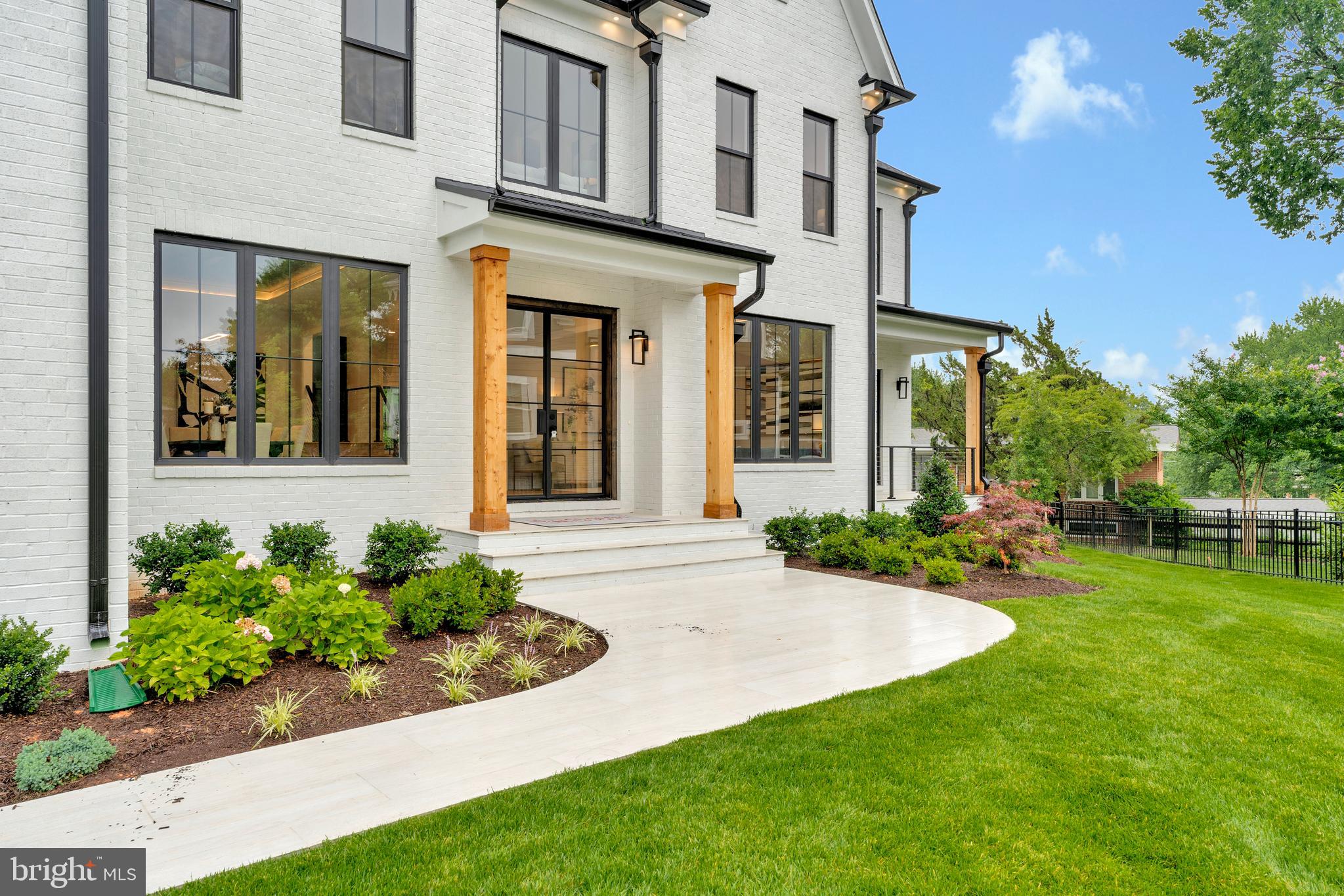 11410 Waples Mill Road Oakton, VA 22124 - Photo 2 of 104