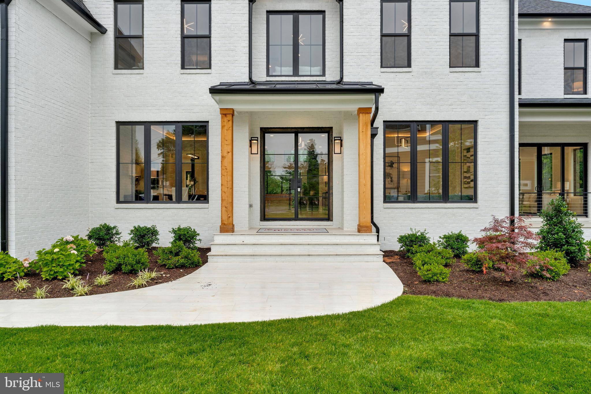 11410 Waples Mill Road Oakton, VA 22124 - Photo 3 of 104