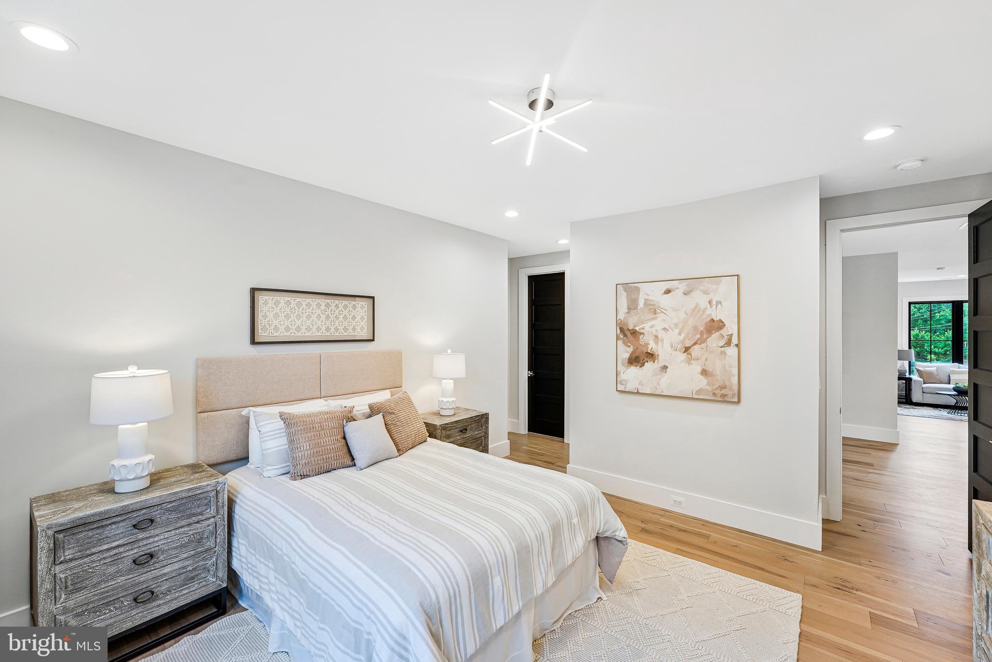 11410 Waples Mill Road Oakton, VA 22124 - Photo 31 of 104