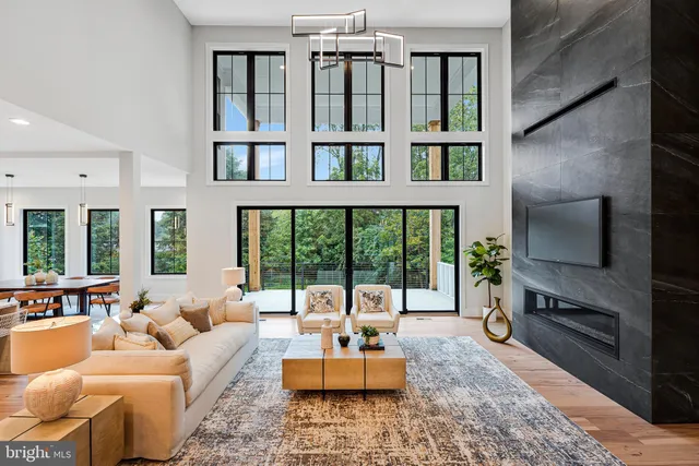 $2,995,000 | 11410 Waples Mill Road, Oakton, VA 22124