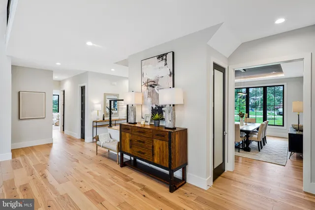 $2,995,000 | 11410 Waples Mill Road, Oakton, VA 22124