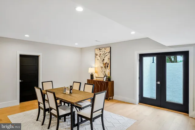 $2,995,000 | 11410 Waples Mill Road, Oakton, VA 22124