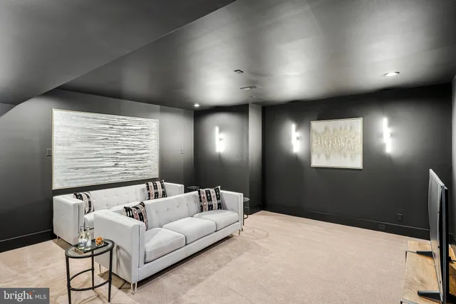 $2,995,000 | 11410 Waples Mill Road, Oakton, VA 22124