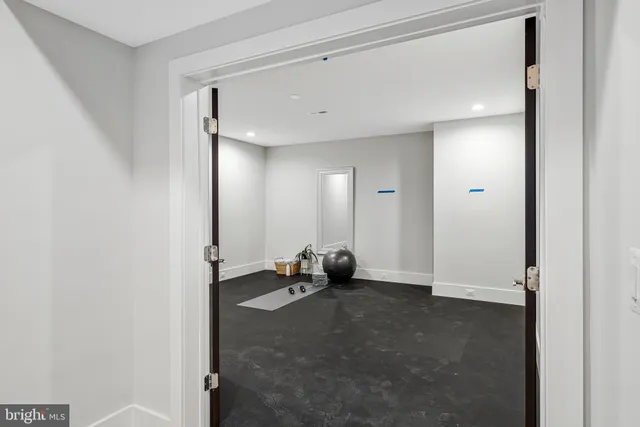 $2,995,000 | 11410 Waples Mill Road, Oakton, VA 22124