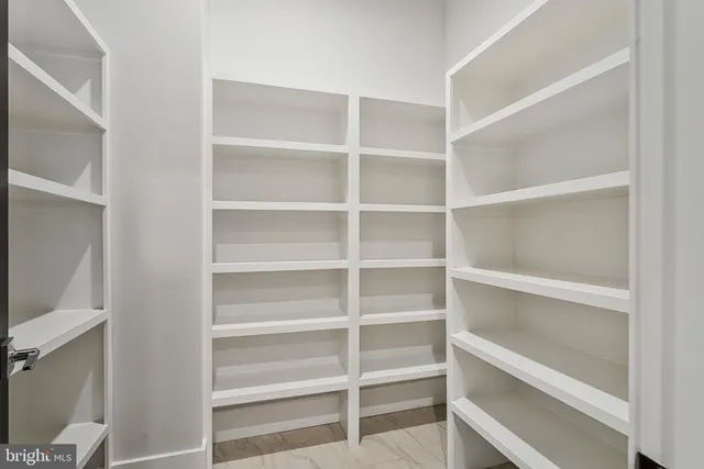 $2,995,000 | 11410 Waples Mill Road, Oakton, VA 22124