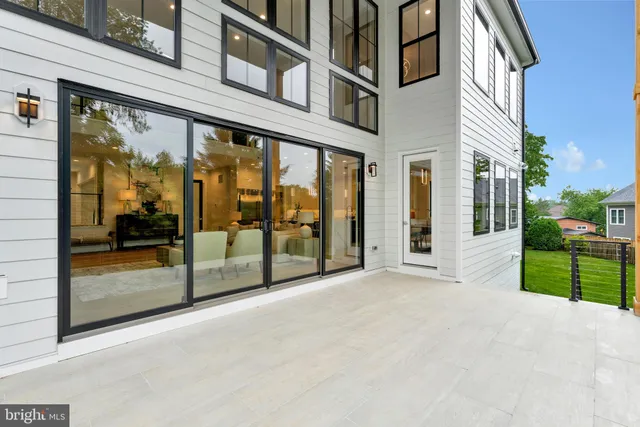 $2,995,000 | 11410 Waples Mill Road, Oakton, VA 22124