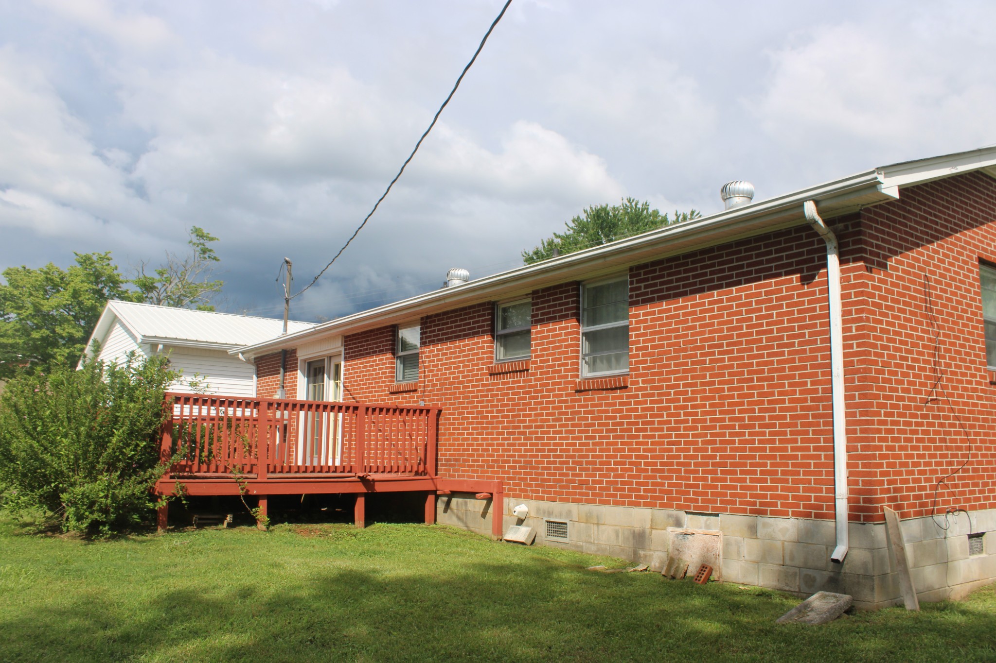 151 Spring Valley Road McMinnville, TN 37110 - Photo 3 of 22 Gallery Image 3