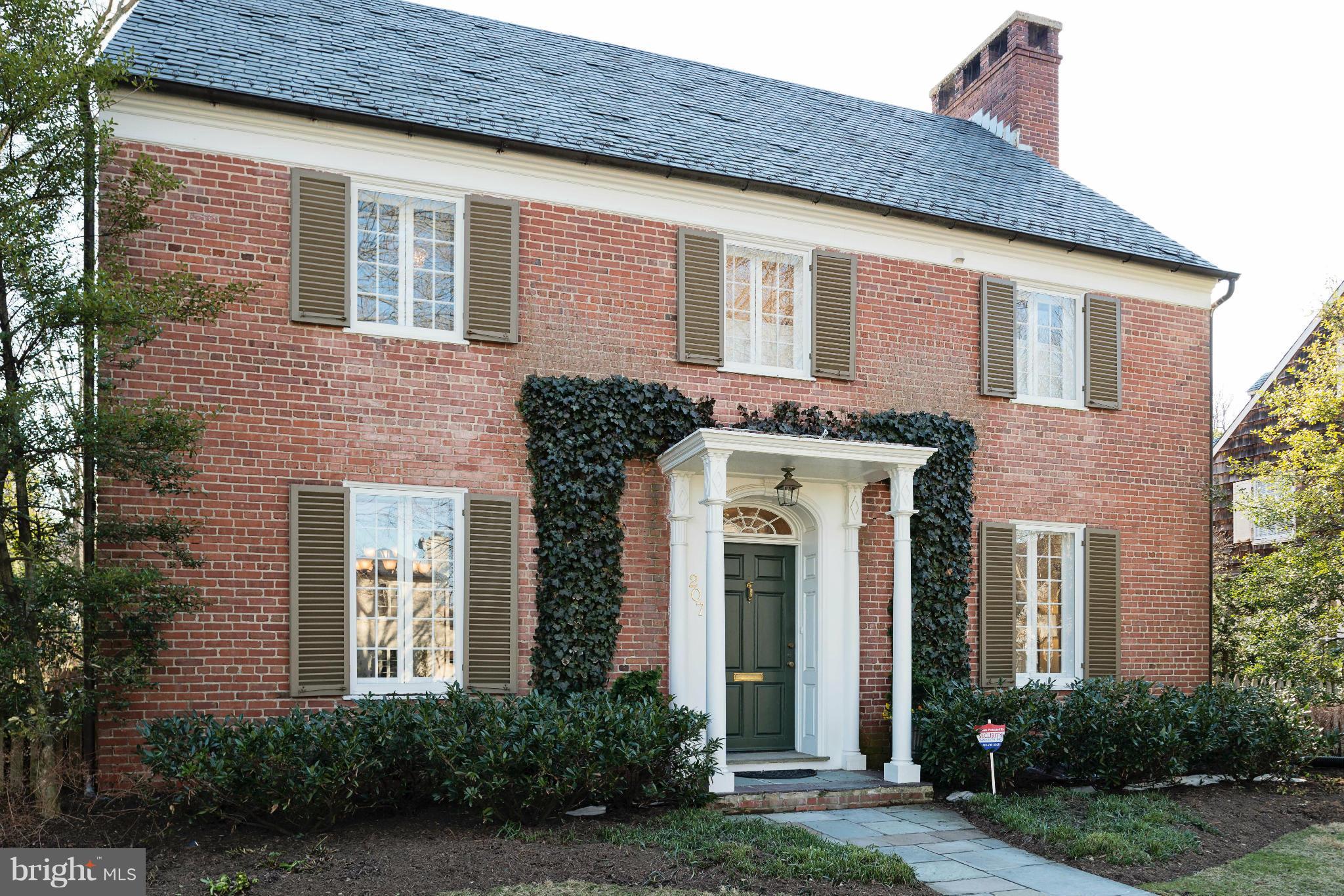 207 Witherspoon Road Baltimore, MD 21212 - Photo 2 of 28 a front view of a house with garden
